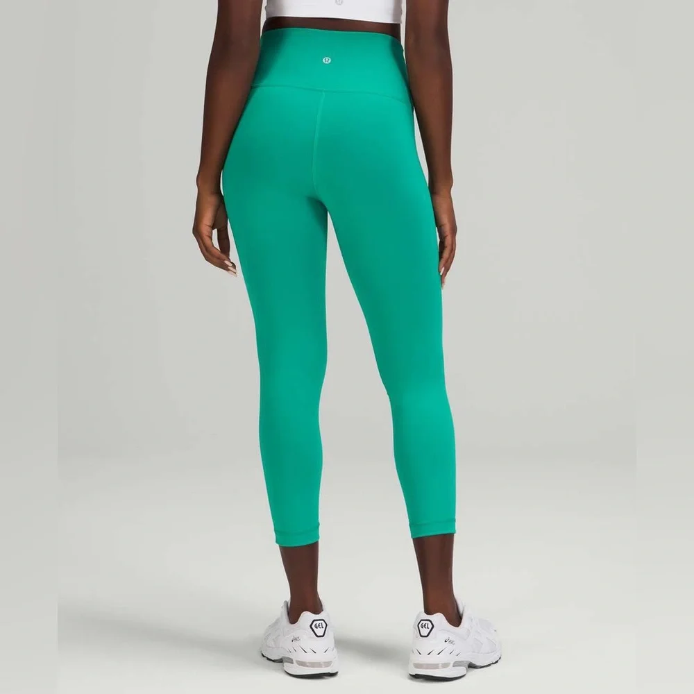 lululemon athletica wonder under High-Rise cropped 23” Leggings - Picture 2 of 9